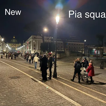 Zeus Group Vatican Πανσιόν *