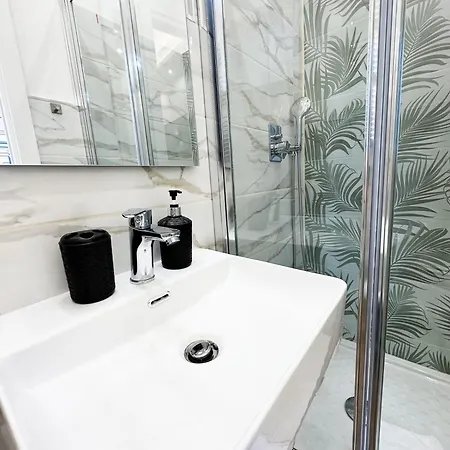 Zeus Group Vatican Affittacamere *